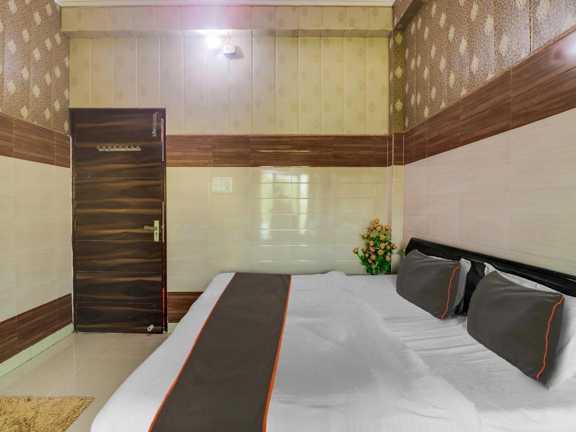Hotel Collection O Paradise And Restaurant Kashipur Exterior foto